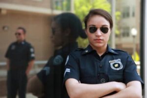 female-police-officer-400x266